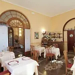 Fieschi Boutique 3*