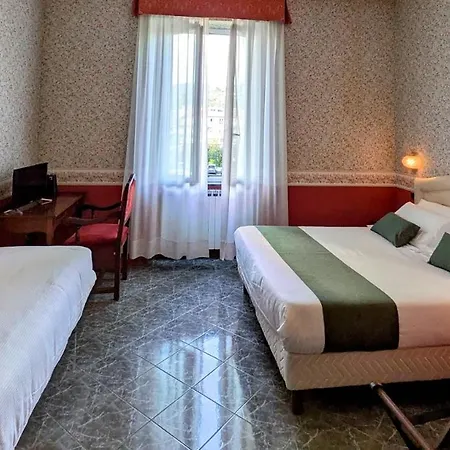 Fieschi Boutique Отель