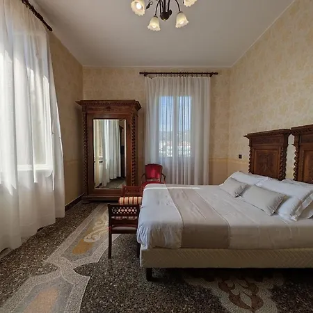 호텔 Fieschi Boutique 라바냐