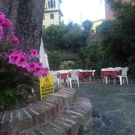 Fieschi Hotel 3*