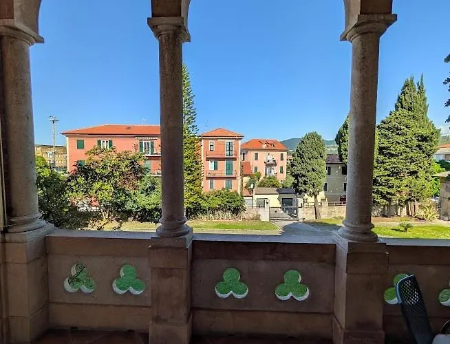 Fieschi Boutique Hotel 3*