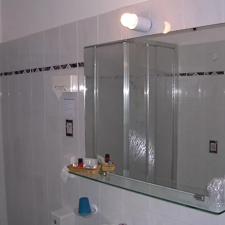 Fieschi Boutique Hotel 3*